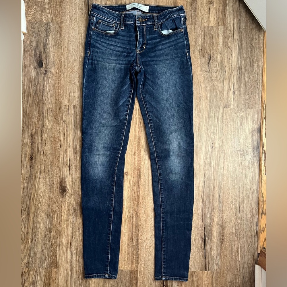 Abercrombie & Fitch Super Skinny Jeans